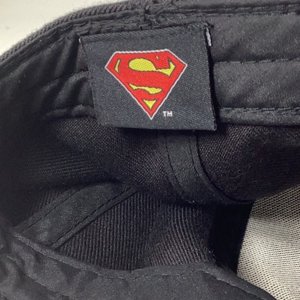 DC Comics Black & White Superman Baseball Cap - Picture 2 of 7